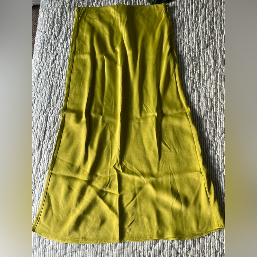 Anthropologie The Tilda Slip Skirt size S lime green
